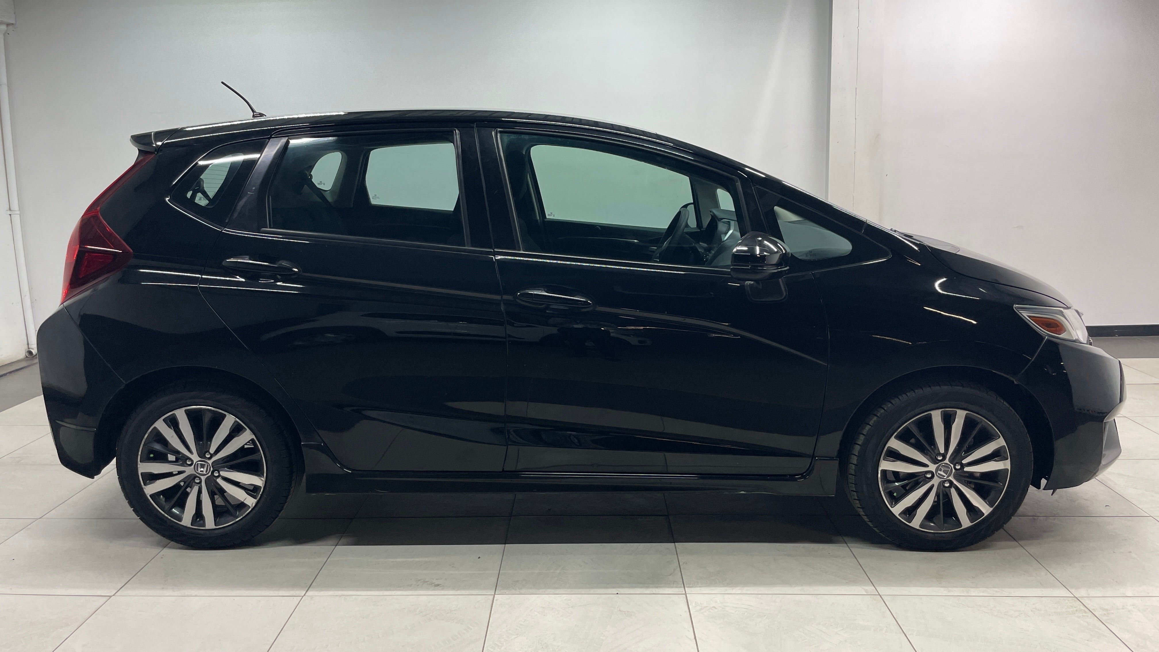 2017 Honda Fit HIT L4 1.5L 130 CP 5 PUERTAS AUT BA AA