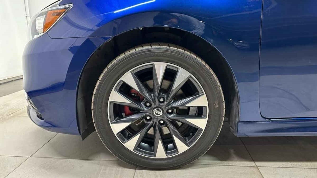 2017 Nissan Sentra SR TURBO L4 1.6T 188 CP 4 PUERTAS STD PIEL BA AA QC