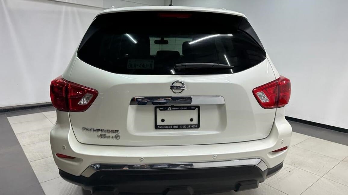 2017 Nissan Pathfinder EXCLUSIVE V6 3.5L 260 CP 5 PUERTAS AUT PIEL BA AA QC