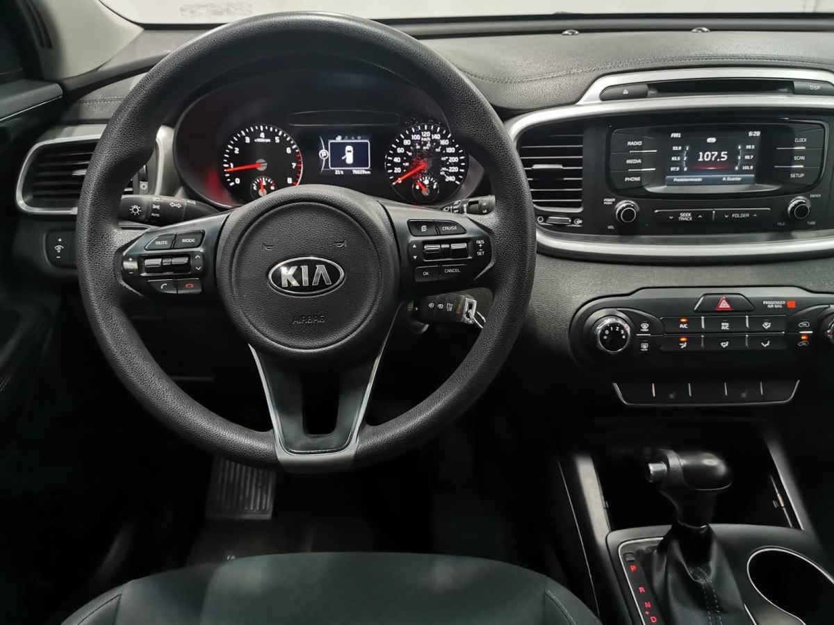 2018 Kia Sorento LX, L4, 2.4L, 185 CP, 5 PUERTAS, AUT, 7 PASAJEROS