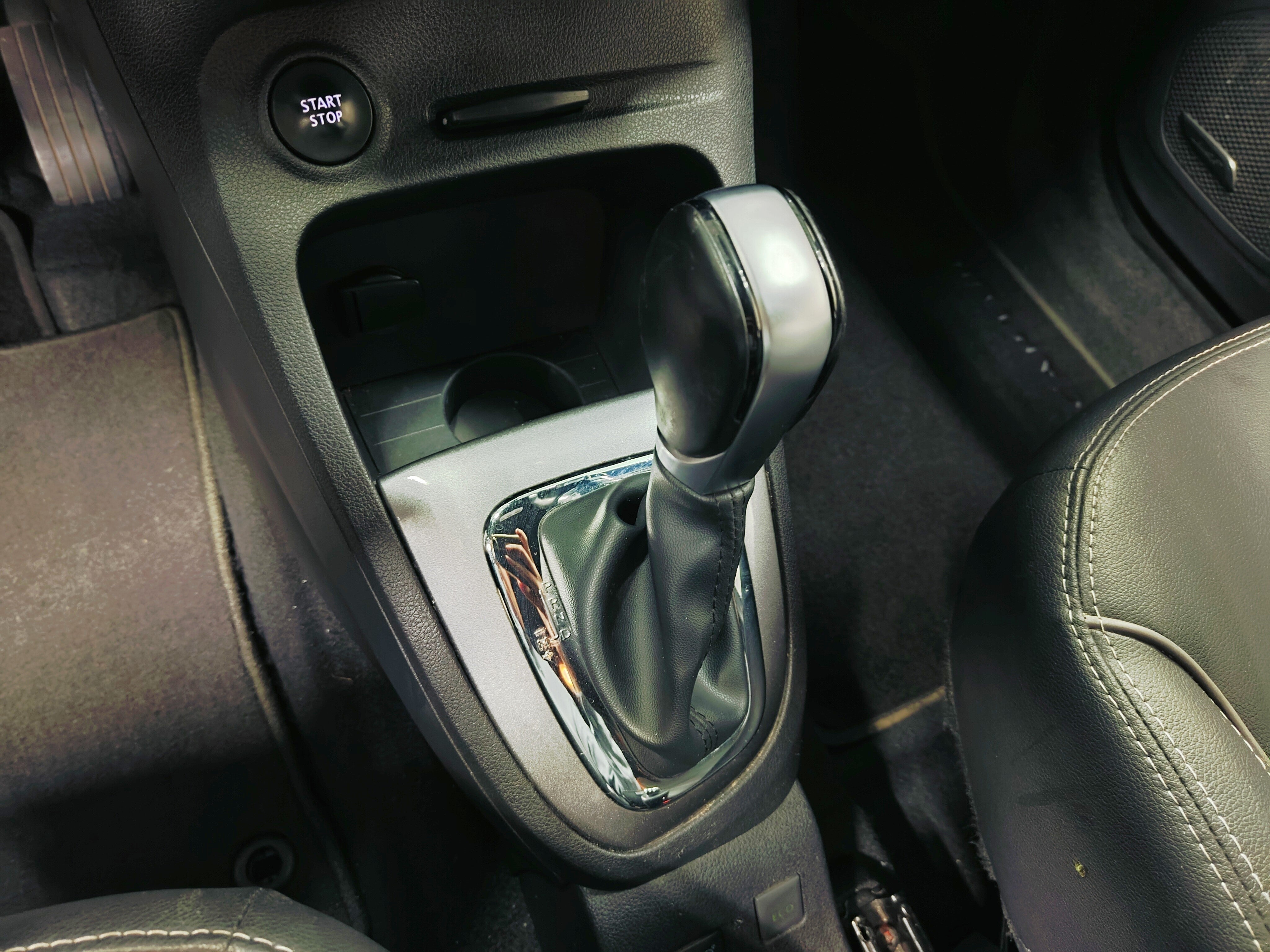 2020 Renault Captur BOSE L4 2.0L 133 CP 5 PUERTAS AUT PIEL BA AA