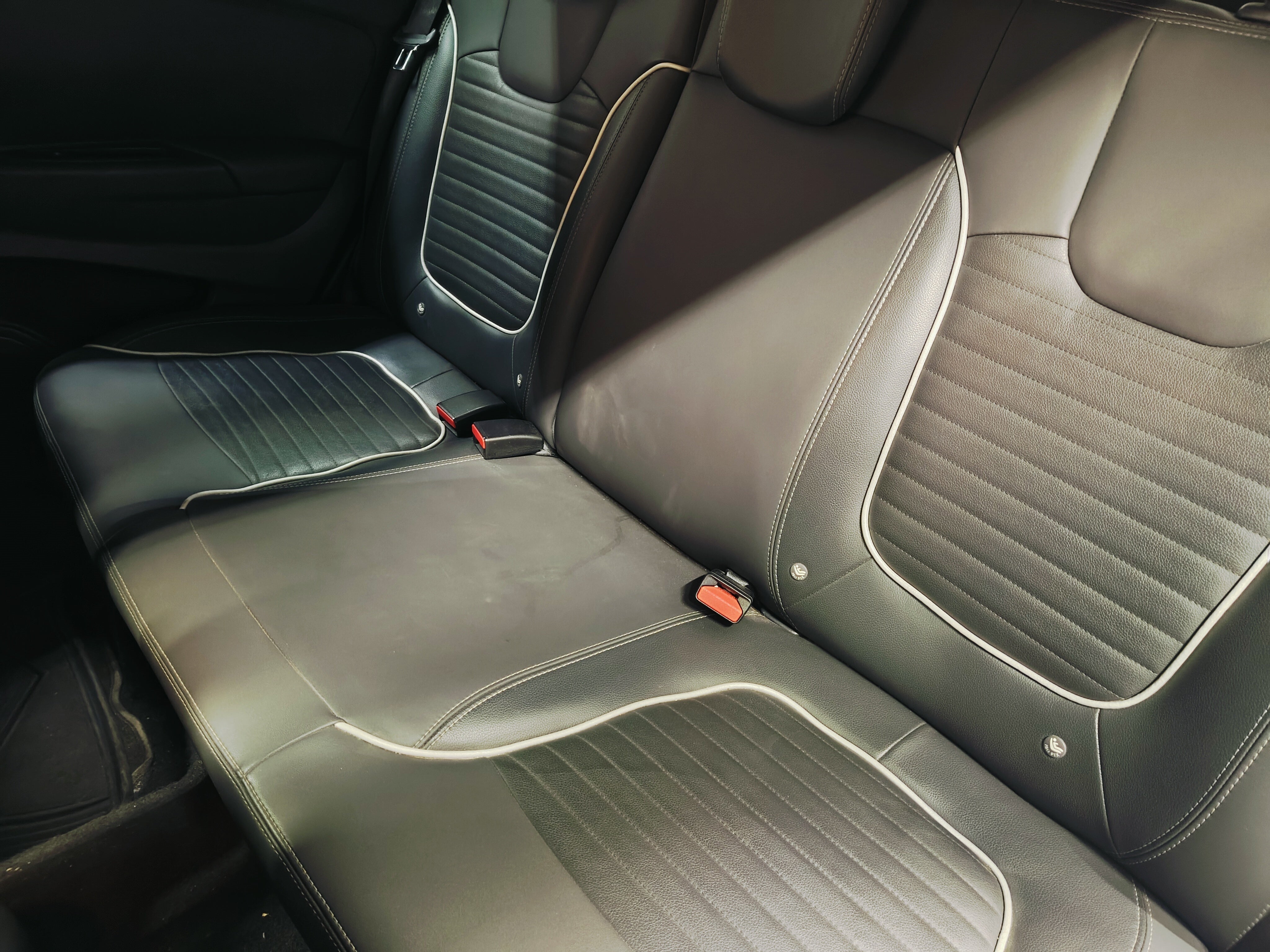 2018 Renault Captur ICONIC L4 2.0L 133 CP 5 PUERTAS AUT PIEL BA AA