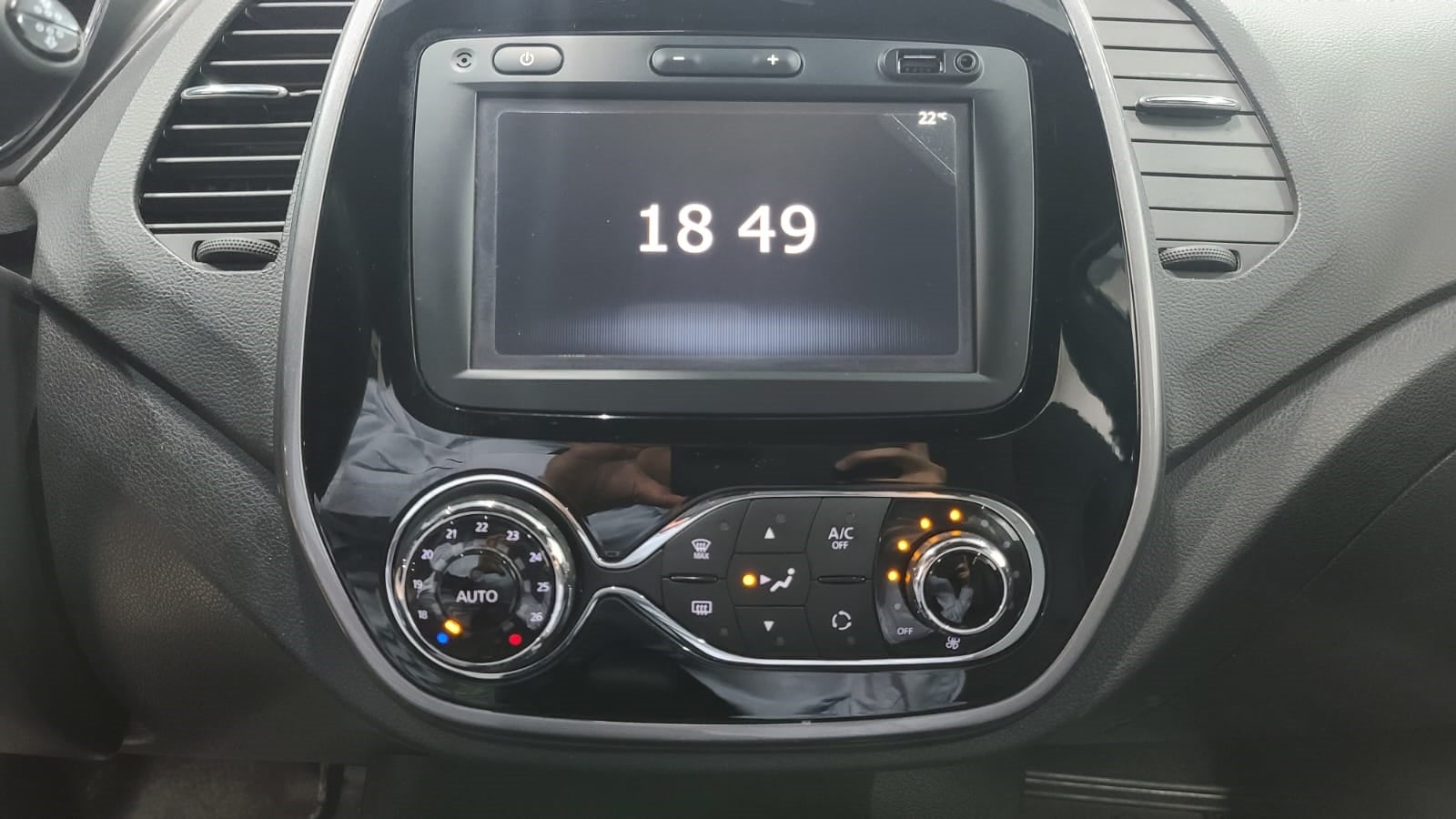 2020 Renault Captur BOSE L4 2.0L 133 CP 5 PUERTAS AUT PIEL BA AA