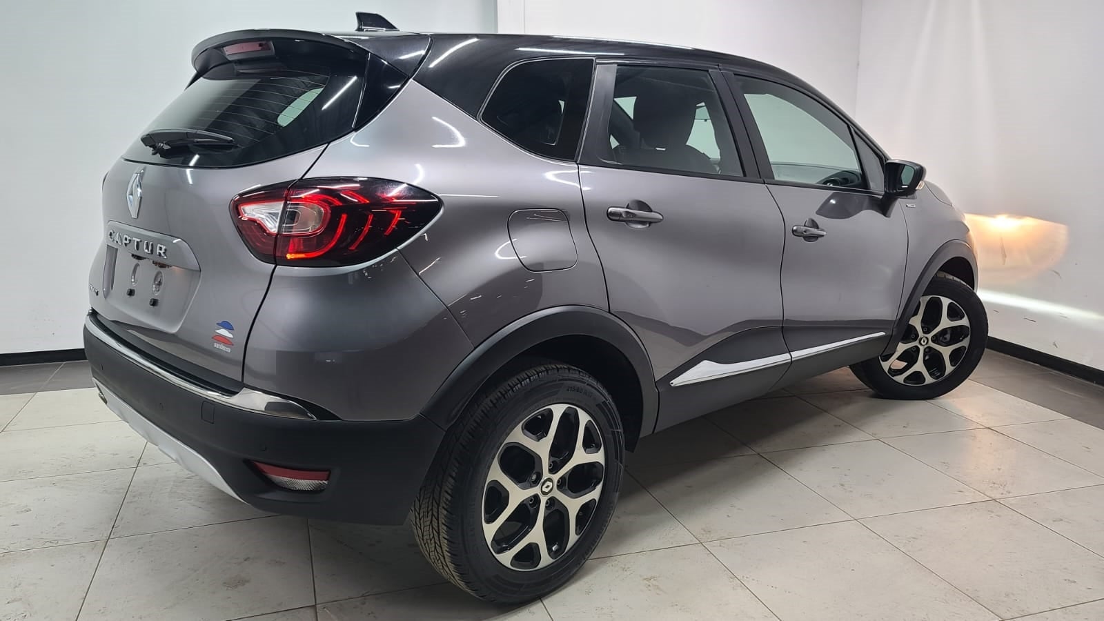 2020 Renault Captur BOSE L4 2.0L 133 CP 5 PUERTAS AUT PIEL BA AA