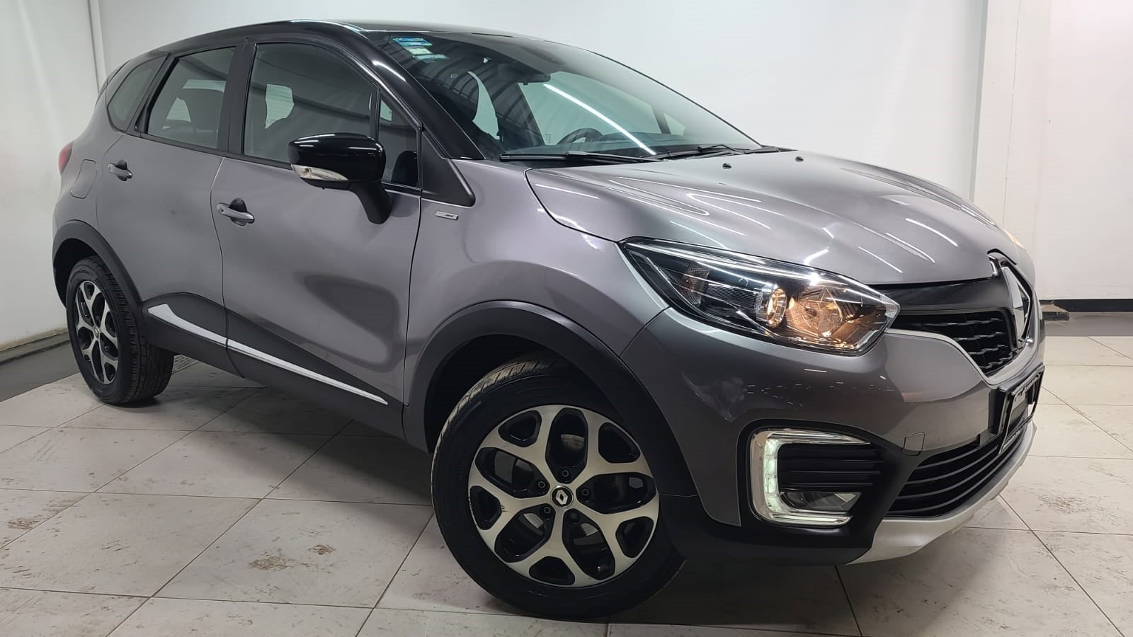 2020 Renault Captur BOSE L4 2.0L 133 CP 5 PUERTAS AUT PIEL BA AA