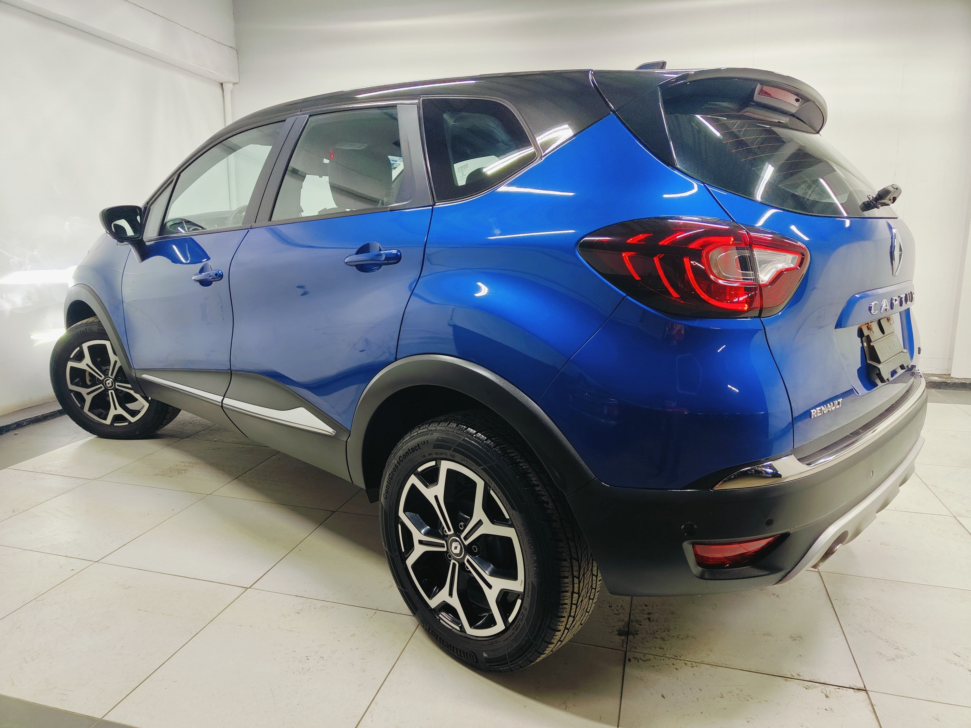 2022 Renault Captur ICONIC, L4, 1.3T, 154 CP, 5 PUERTAS, AUT, BA, AA