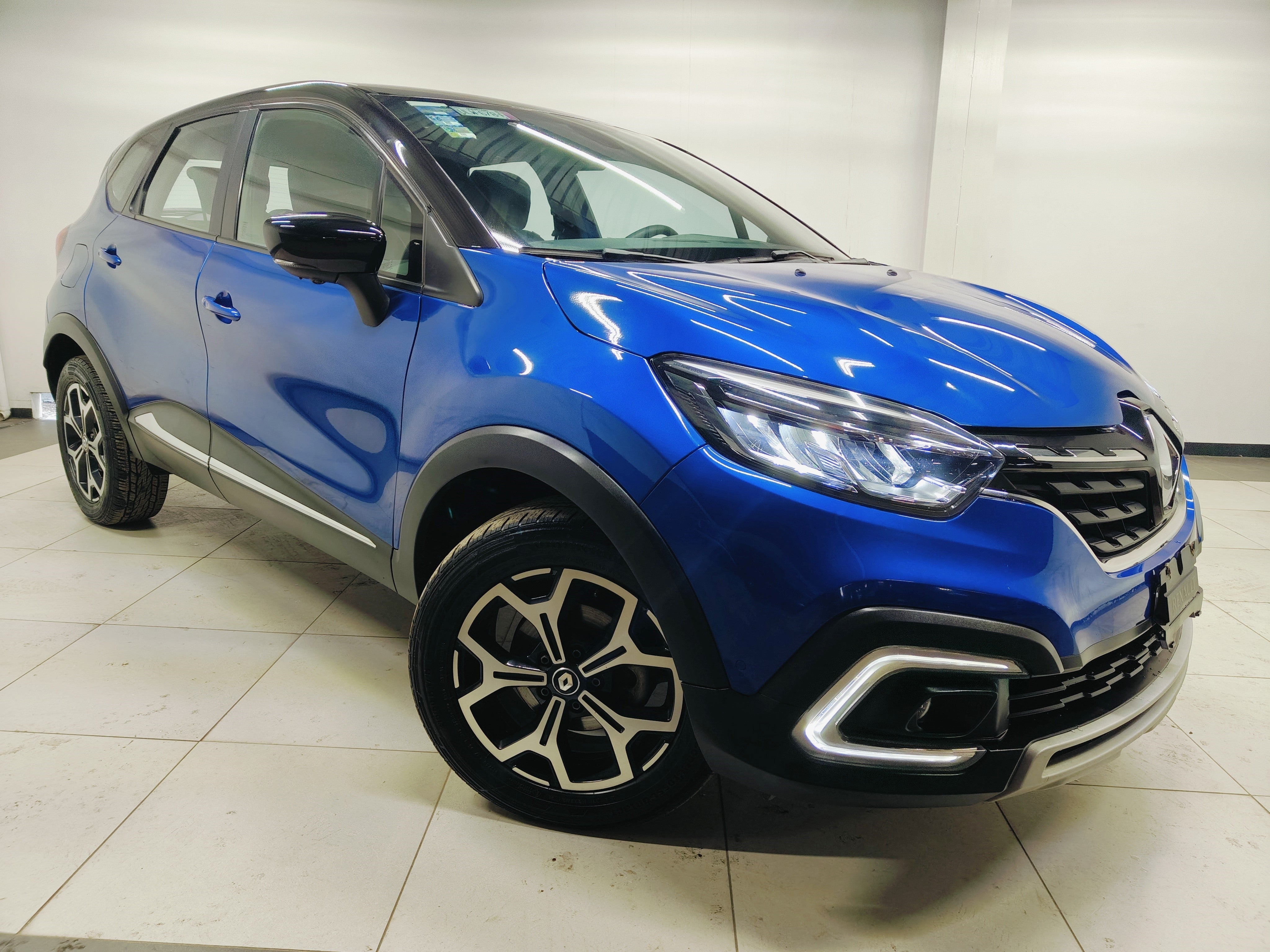 2022 Renault Captur ICONIC, L4, 1.3T, 154 CP, 5 PUERTAS, AUT, BA, AA