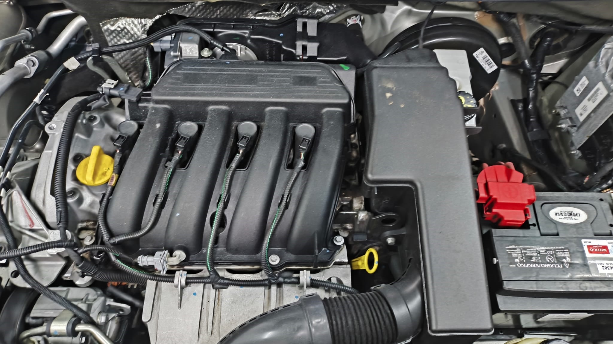 2019 Renault Logan INTENS L4 1.6L 100 CP 4 PUERTAS AUT BA AA