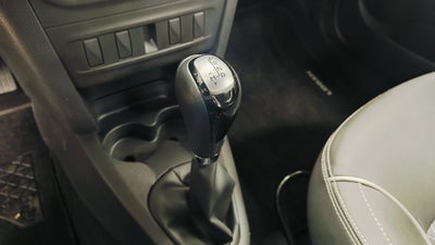 2024 Renault Logan INTENS L4 1.6L 115 CP 4 PUERTAS AUT PIEL