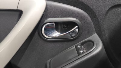 2018 Renault Duster ZEN L4 2.0L 133 CP 5 PUERTAS STD BA AA