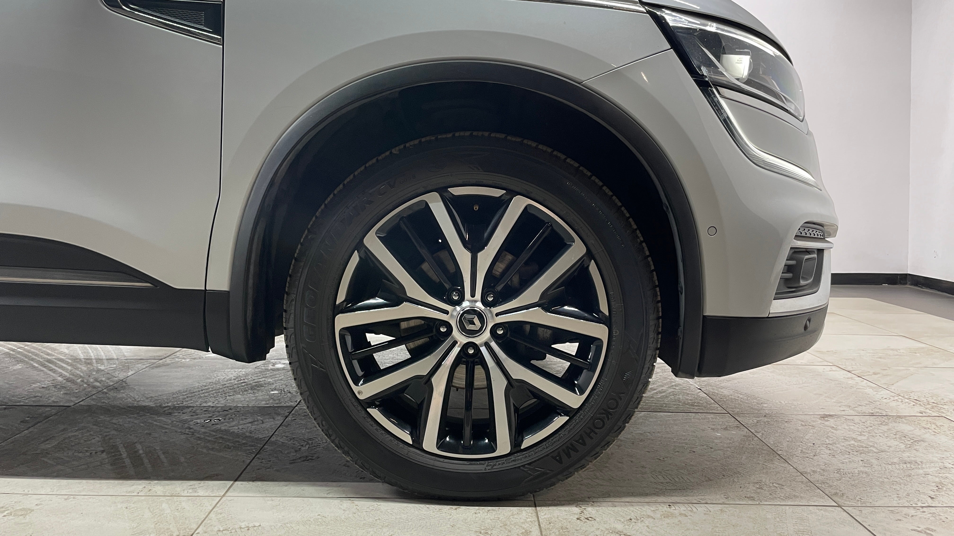 2020 Renault Koleos ICONIC L4 2.5L 171 CP 5 PUERTAS AUT PIEL BA AA QC