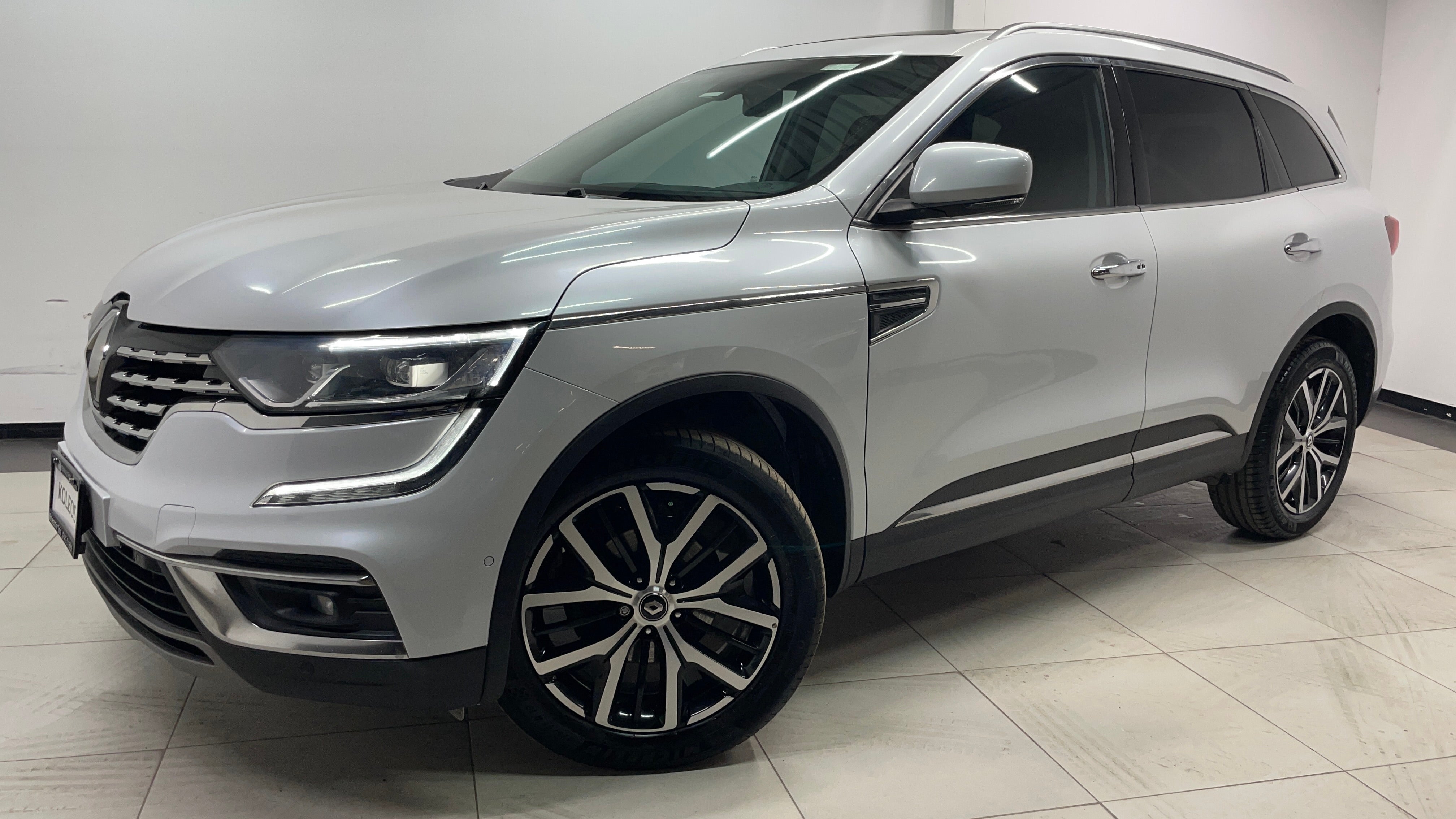2020 Renault Koleos ICONIC L4 2.5L 171 CP 5 PUERTAS AUT PIEL BA AA QC