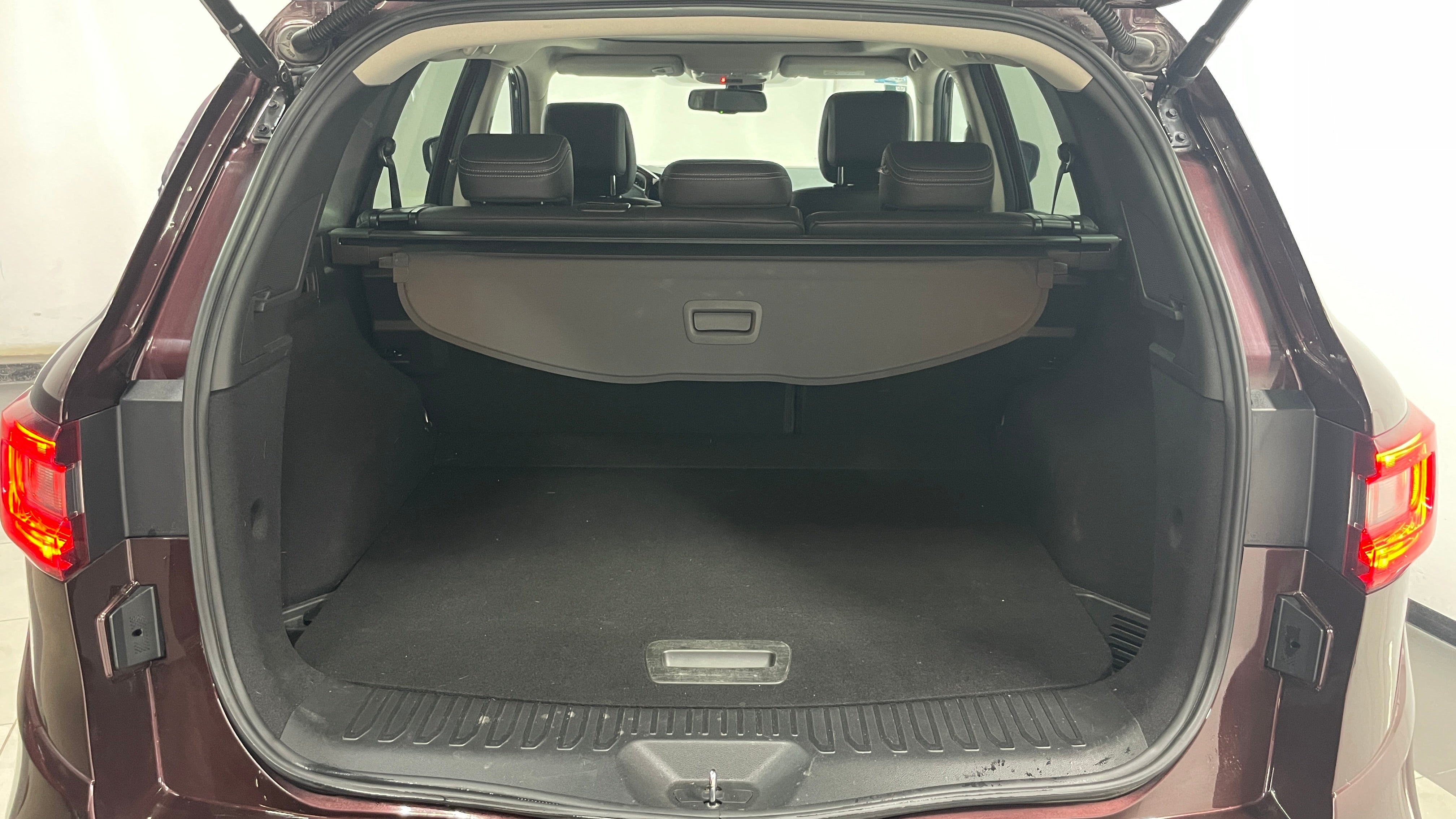 2020 Renault Koleos ICONIC L4 2.5L 171 CP 5 PUERTAS AUT PIEL BA AA QC