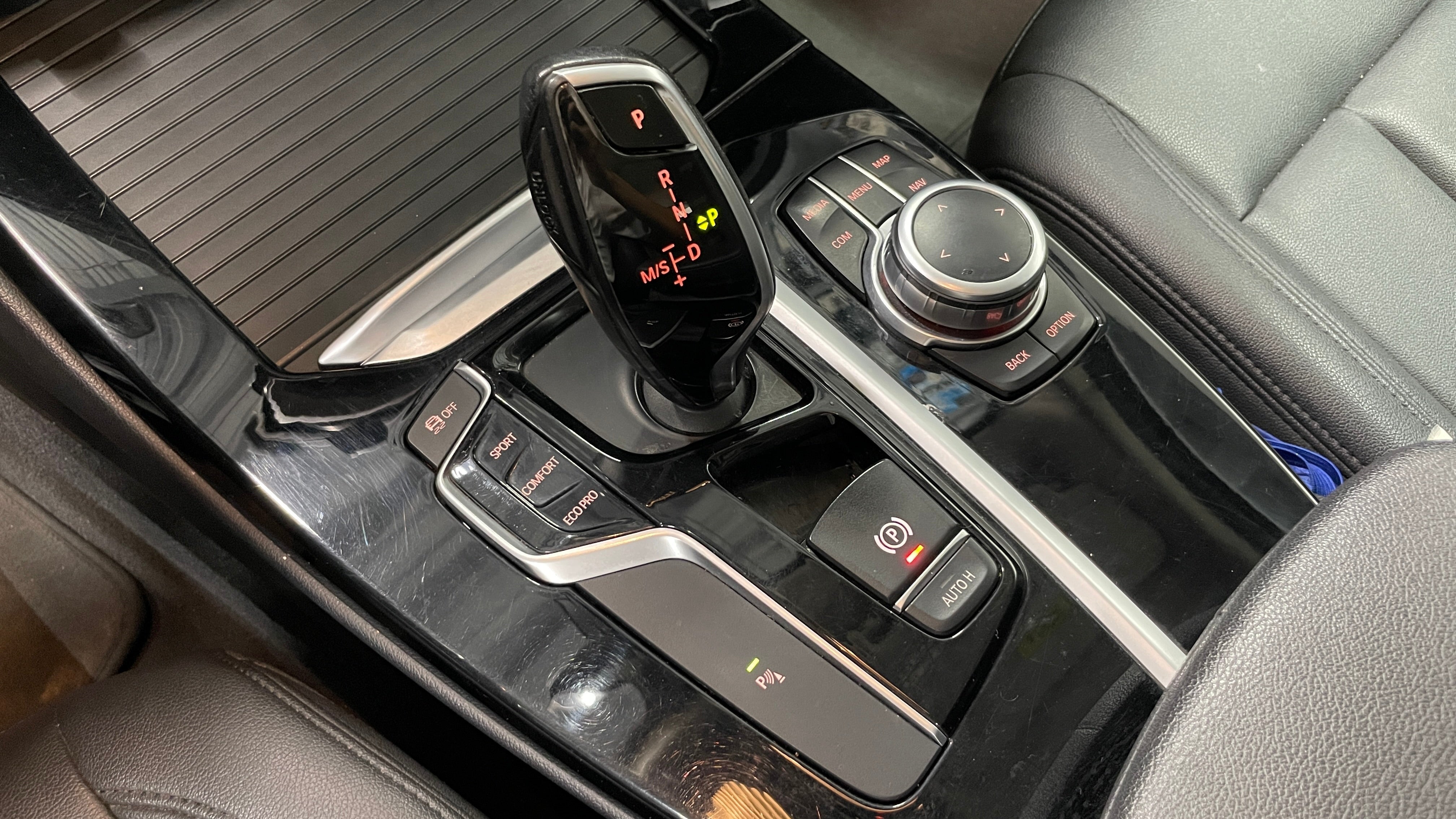 2019 BMW X3 sDRIVE 20iA EXECUTIVE, L4, 2.0T, 184 CP, 5 PUERTAS, AUT