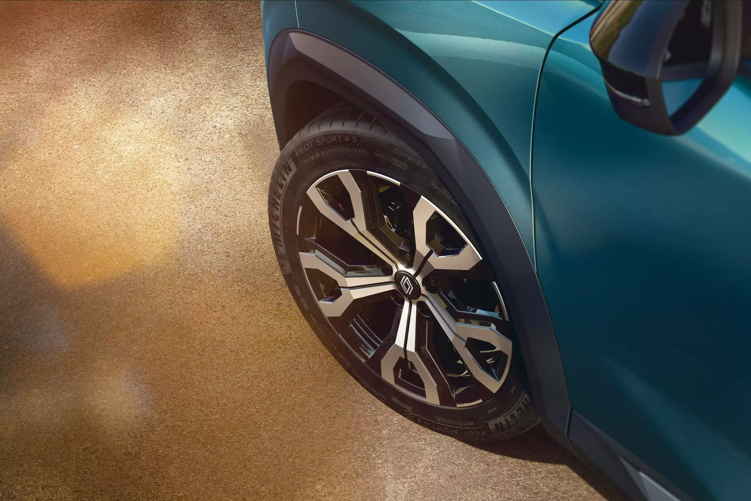 Renault Boreal exterior 3